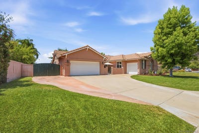 /international/us/23429-green-glen-rd-ramona-ca-110108819066/