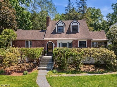 /international/us/201-little-falls-rd-cedar-grove-twp-nj-110108209002/
