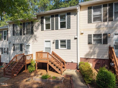 /international/us/109-weatherstone-drive-chapel-hill-nc-110100021386/