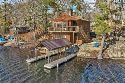 /international/us/122-toltec-point-road-moultonborough-nh-110094222884/