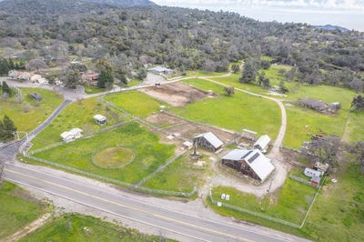 /international/us/30128-auberry-road-prather-ca-110090684332/