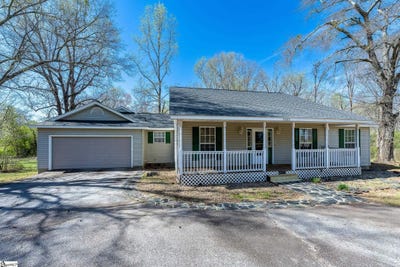 /international/us/2883-n-highway-101-greer-sc-110106441661/