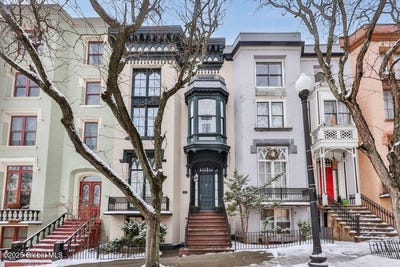 /international/us/6-madison-place-albany-ny-110097348798/