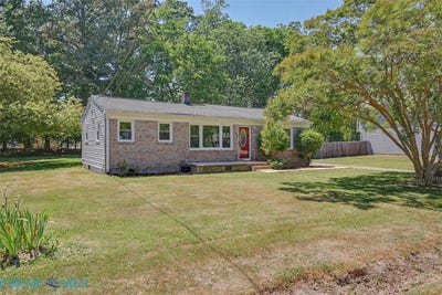 /international/us/105-2nd-street-yorktown-va-110108221284/