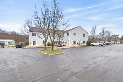 /international/us/24-stickney-terrace-hampton-nh-110107503325/