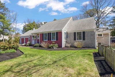 /international/us/170-sturbridge-drive-osterville-ma-110107730636/