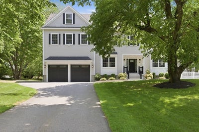 /international/us/4-augustus-rd-lexington-ma-110108349627/