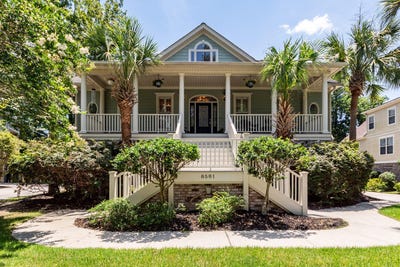 /international/us/8581-refuge-pointe-circle-north-charleston-sc-110109166268/