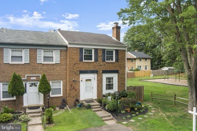 /international/us/14710-bentley-square-centreville-va-110100748582/