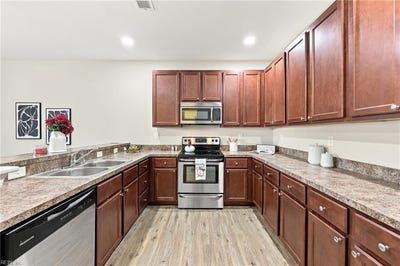 /international/us/2508-leytonstone-drive-chesapeake-va-110120911129/