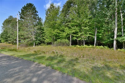 /international/us/e-lakewood-drive-lot-8-wascott-wi-110108267386/
