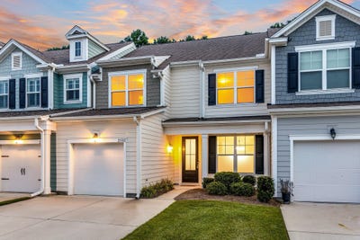 /international/us/2582-kingsfield-street-mount-pleasant-sc-110100772662/