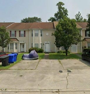 /international/us/3857-headwind-lane-portsmouth-va-110104881983/