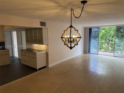 /international/us/13120-sw-92nd-ave-miami-fl-110108692586/