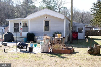 /international/us/30780-friendship-road-millsboro-de-110097813764/