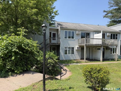/international/us/85-old-town-road-vernon-ct-110109116096/