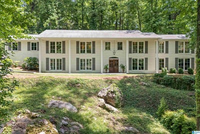 /international/us/3549-brookwood-road-mountain-brook-al-110107957628/