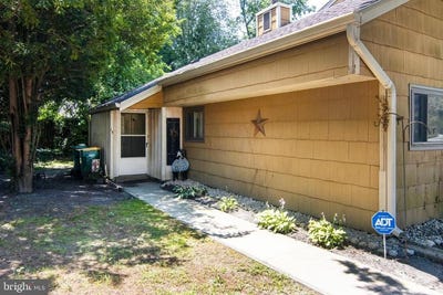 /international/us/15-dover-drive-lindenwold-nj-110100811184/
