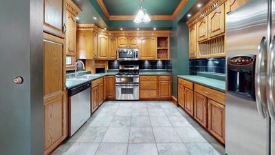 /international/us/474-north-center-canton-pa-110101200326/