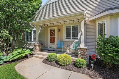 /international/us/7373-cactus-cove-sw-byron-center-mi-110108506917/