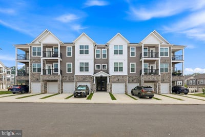 /international/us/19-artemisia-way-stafford-va-110120833861/