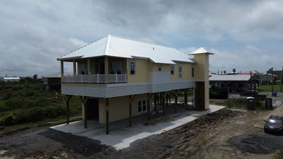 /international/us/166-blackberry-ln-grand-isle-la-110106182535/