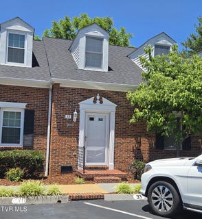 /international/us/400-sunset-drive-johnson-city-tn-110108827800/