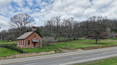 /international/us/erie-avenue-sw-navarre-oh-110107458665/