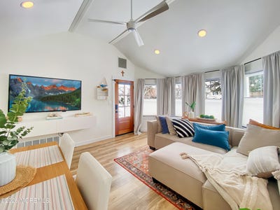 /international/us/a110-curtis-place-manasquan-nj-110105096857/