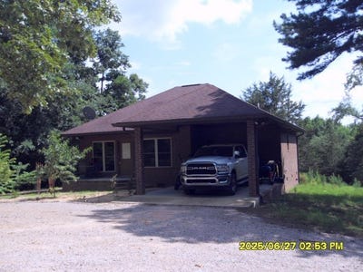 /international/us/5365-sardis-dr-hickory-valley-tn-110106149254/