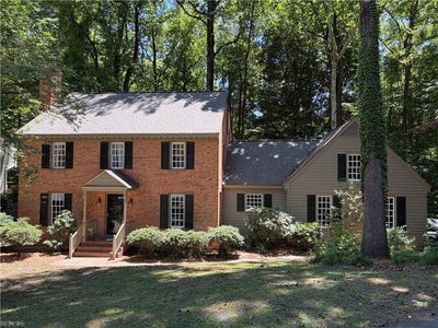 /international/us/112-barrett-place-williamsburg-va-110108639951/