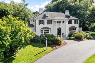 /international/us/1-bryant-avenue-shrewsbury-ma-110108881835/