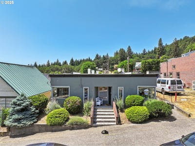 /international/us/136-n-main-ave-white-salmon-wa-110100268468/