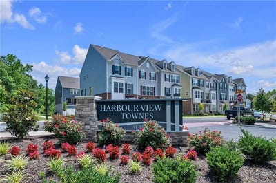 /international/us/1207-worden-way-suffolk-va-110104517142/