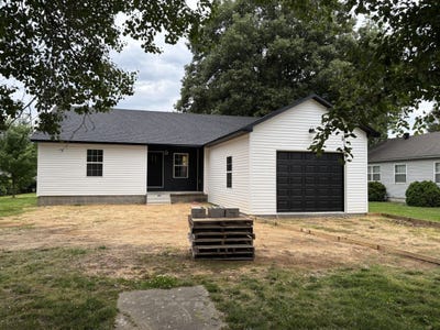 /international/us/128-s-mulberry-st-dexter-mo-110108553228/