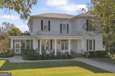 /international/us/105-s-thomas-street-elberton-ga-110107474942/