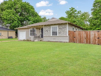 /international/us/208-w-evans-avenue-bonham-tx-110099178841/