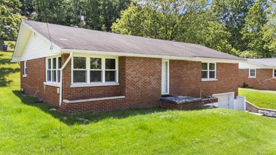 /international/us/725-w-sun-street-morehead-ky-110108467295/