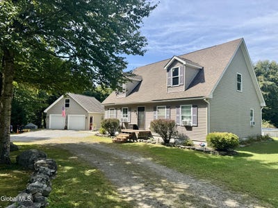 /international/us/43-belanger-drive-lake-luzerne-ny-110110165676/