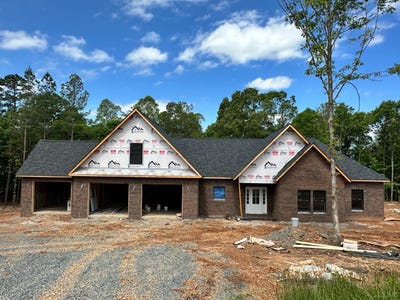 /international/us/15-somerset-drive-appomattox-va-110105874897/