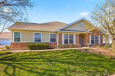 /international/us/21450-lake-st-clair-drive-crest-hill-il-110107195967/