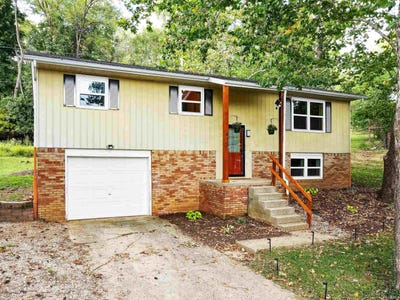 /international/us/415-n-chandler-drive-ellettsville-in-110110028010/