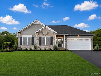 /international/us/7290-woodhaven-drive-lockport-ny-110120423199/