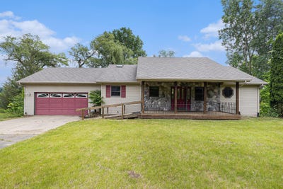 /international/us/8445-n-meridian-road-pleasant-lake-mi-110100466525/