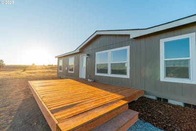 /international/us/959-high-prairie-rd-lyle-wa-110103753722/