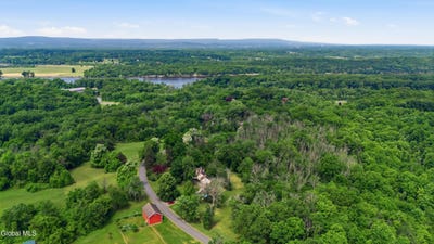 /international/us/797-western-road-castleton-on-hudson-ny-110106259073/