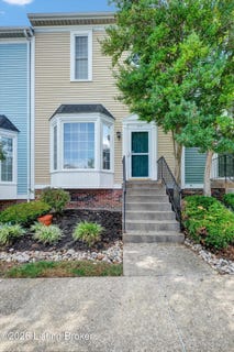 /international/us/10721-colonial-woods-ct-louisville-ky-110120552628/