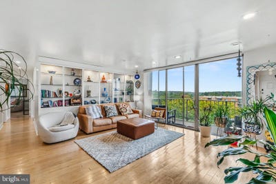 /international/us/309-florence-avenue-jenkintown-pa-110119959911/