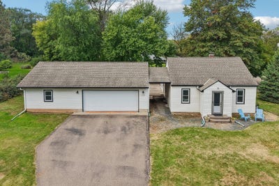 /international/us/593-century-avenue-n-maplewood-mn-110120088416/