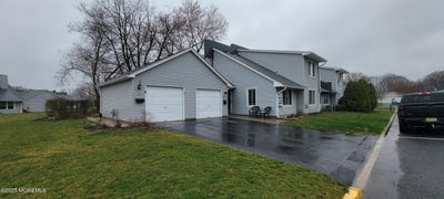 /international/us/27-arlene-court-brick-nj-110098281656/